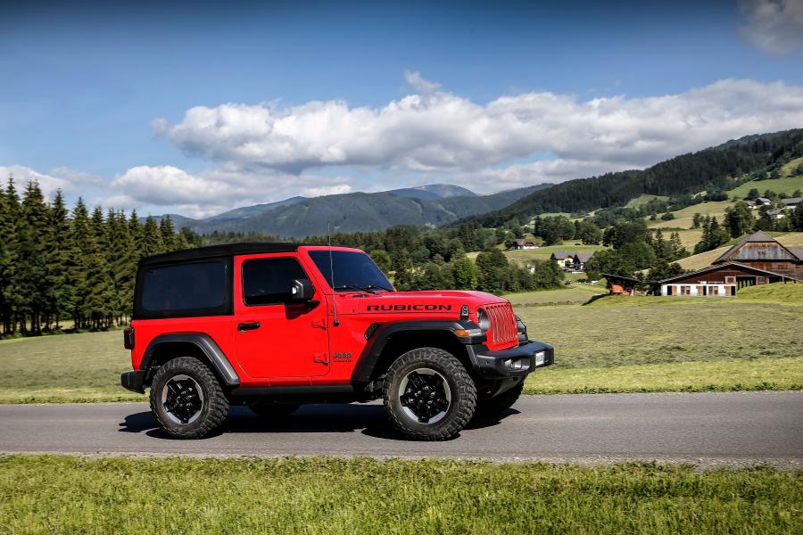  Jeep Wrangler Rubicon (JL) 2018 года  (EU) (фото 16 из 31)